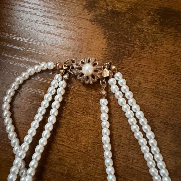 Set of 5 Faux Pearl and Beaded Necklace, one bracelet - Picture 3 of 16